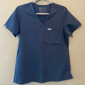 Figs Catarina One Pocket Scrub Top in Dark Harbor